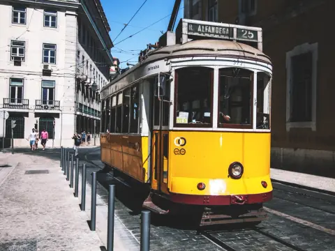 A night of the honeymoon in Lisbon