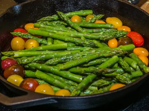 Cast-iron pan, 28 cm